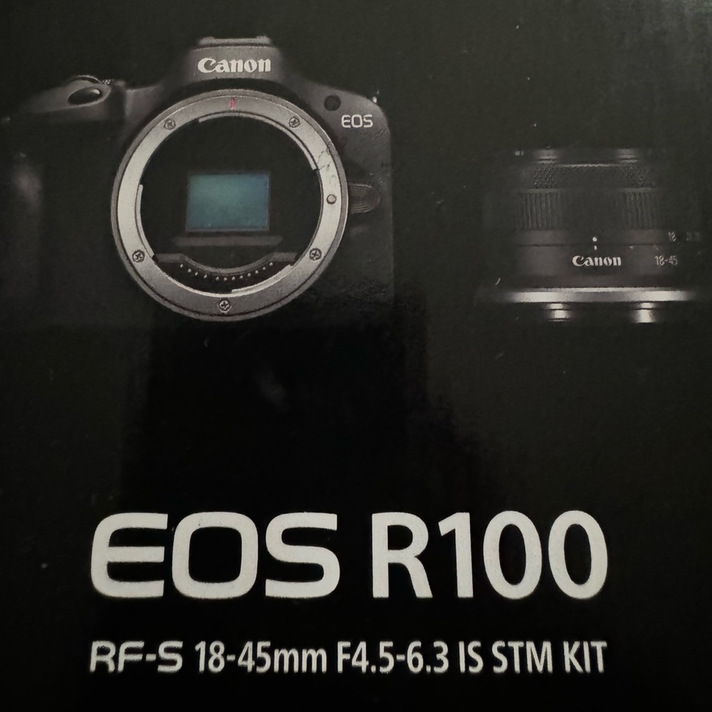 Canon r-100 4k mirrorless HD camera